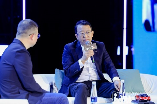 广汽董事长回应埃安被称作“网约车之王”:如果没高品质就不会受到司机的欢迎