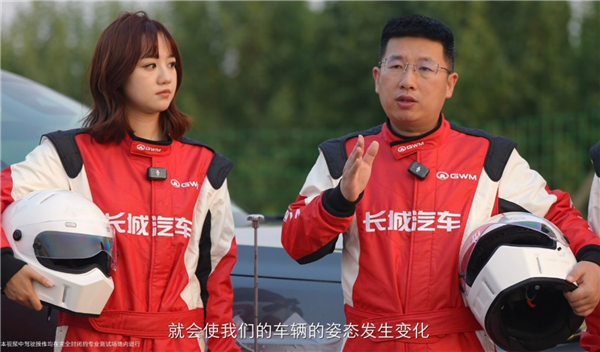 CEO上阵亲测!魏牌V9X221.8km/h双轮同步爆胎挑战成功:创下全球纪录