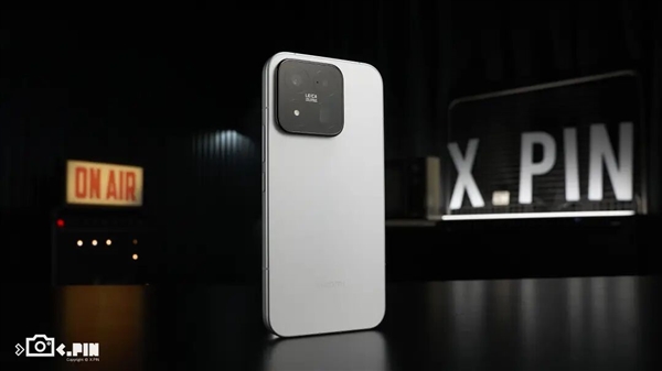 4799元的小米17Max不是单纯屏幕大那么简单