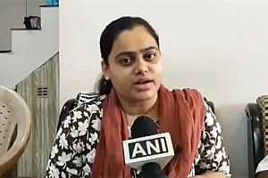 印度女子因堵车避开空难:差10分钟错过航班