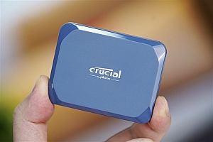 英睿达X10 移动SSD评测:2000MB/s读写!轻薄小巧最大可选8TB容量
