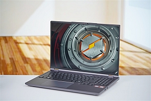 锐龙9 9955HX3D加持的最强水冷游戏本!机械革命苍龙16 Ultra评测