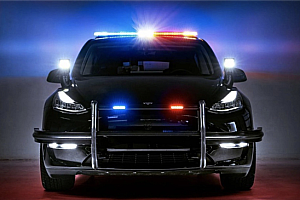 特斯拉瞄准特种车市场!计划收购改装公司制造警车