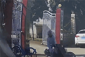 电动车拐弯处摔倒 直行汽车被判次责罚款200元!网友热议