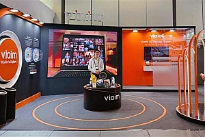 中国AI耳机闪耀柏林!未来智能携viaim登陆IFA 2025  官宣进军欧洲市场