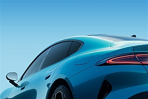 鸿蒙智行、小米9月交付双创新高 流通协会:“银十”车市或“温和回升”