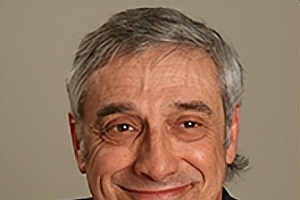 经济学诺奖得主的富二代人生:香奈儿老佛爷帮他写作业