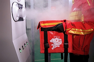 行业第一家!京东外卖宣布试点全职骑手餐箱消毒:每日一次 99.99%灭菌率