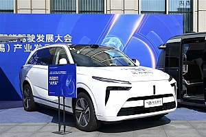 全国首家!元戎启行年底将以消费级量产车落地Robotaxi
