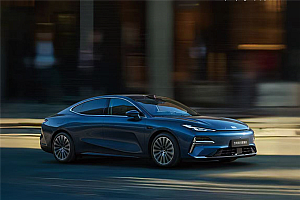 吉利汽车10月销量破30万辆创新高 银河提前达成年销百万