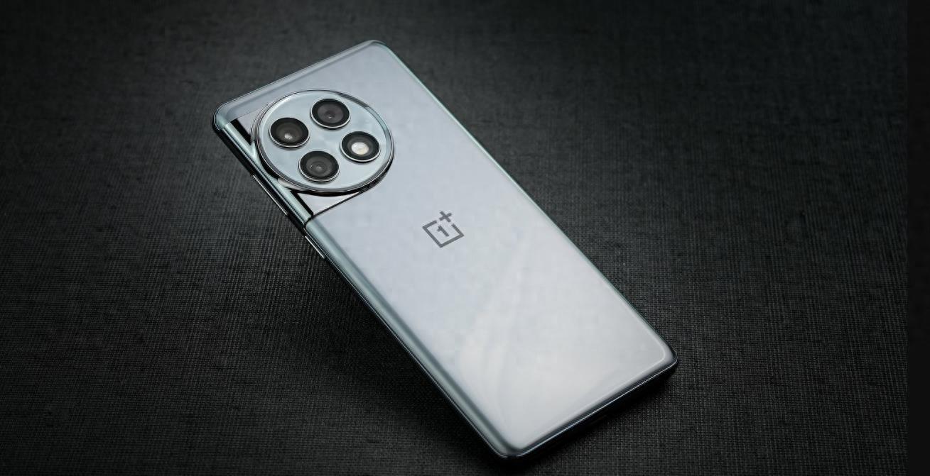 双11手机推荐，公认的4款几乎“无差评”的手机，都能随便用五年