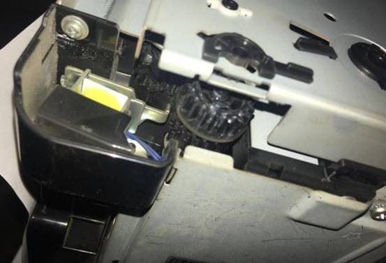惠普1007激光打印机不工作是什么原因? hp1007开机异响不工作解决方案