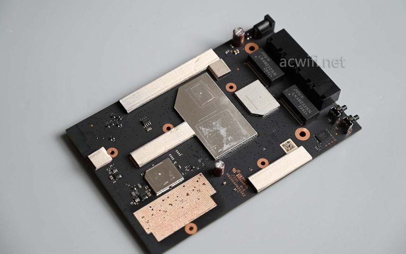 Xiaomi路由器BE6500 Pro做工如何? 小米BE6500 Pro拆机测评