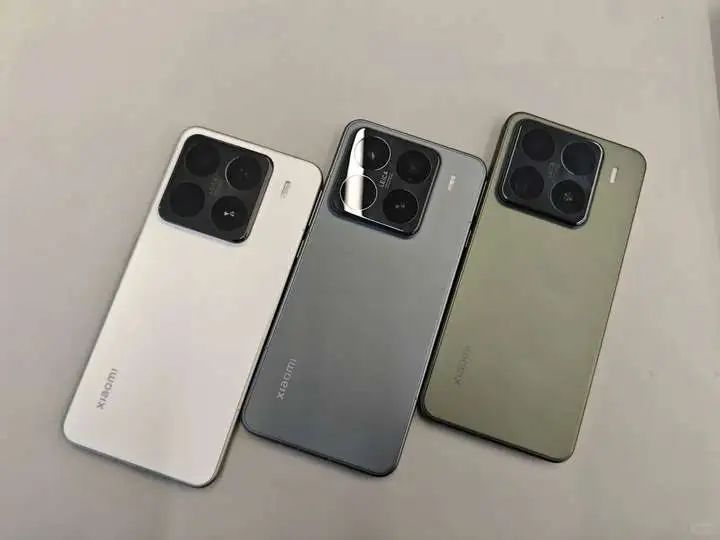640-136 2025“全能”手机排行:“最值得”入手的四款水桶机