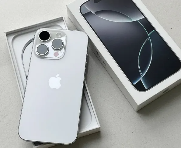 2026年度手机销量榜揭晓!TOP9全是硬实力选手,格局没意外