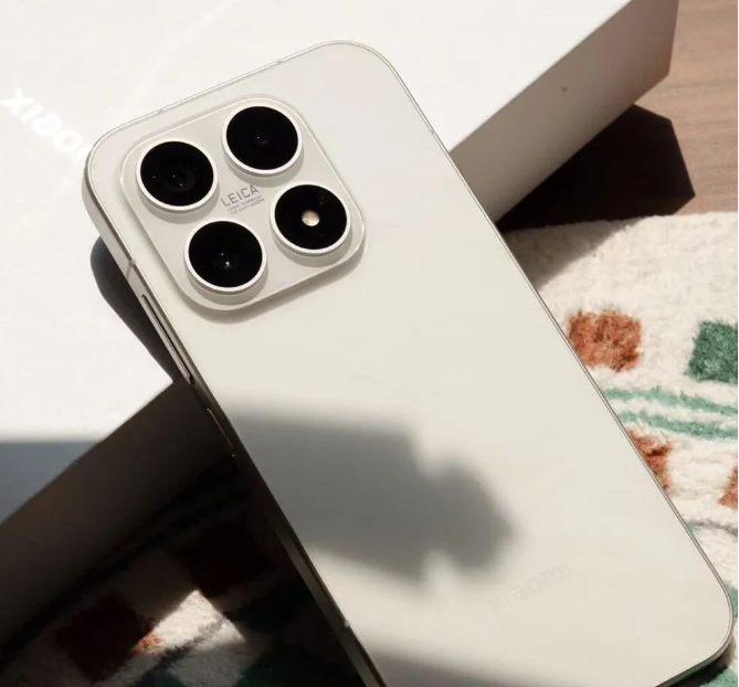 2026 国补加持!3 款 “近乎完美” 旗舰机,512GB 版本闭眼入,流畅用六年不是吹