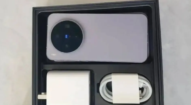 大年初二换手机指南:压岁钱 + 年终奖怎么花最稳,这三台闭眼入不踩坑