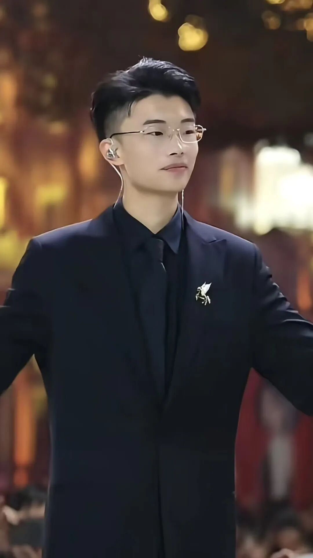 640-69 2026 抖音六大才艺主播:开播就 10 万 +,流量密码被他们玩明白了