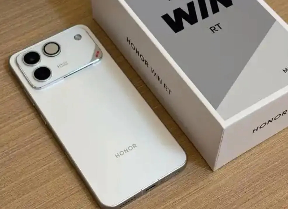 aabf0d93bee7b41e279a4142be93bf4b 预算 3000、12+512GB 闭眼入:这 3 部手机,流畅用五年不折腾