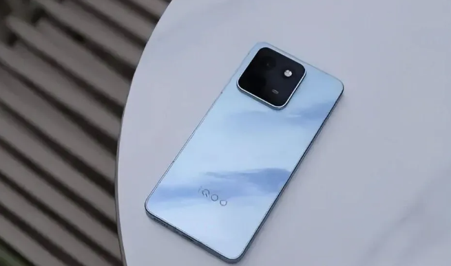 c7cba61c06fbf73d2ac9c63839813ca3 三款大内存旗舰新机,上手稳用到 2032 年