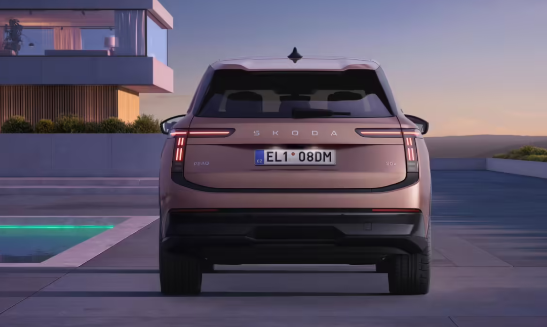 640-234 7座大型SUV,斯柯达发布纯电新车:续航超600Km