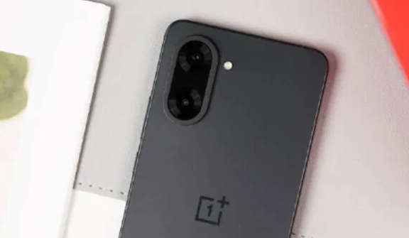存储全线涨价还硬冲新机?3 台 16+512 老款清仓机,用到 2031 不卡