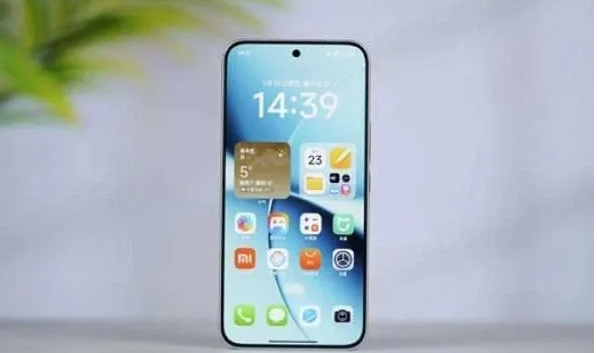 2500 元档次旗舰,能流畅用到 2032 年,本质是手机厂商的存量博弈