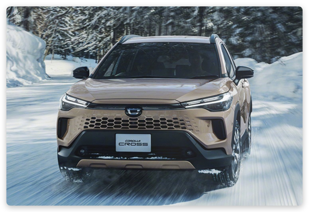 640-113 纪念 60 周年玩反差!家用 SUV 硬派换皮,丰田这套套路吃透省油家用市场