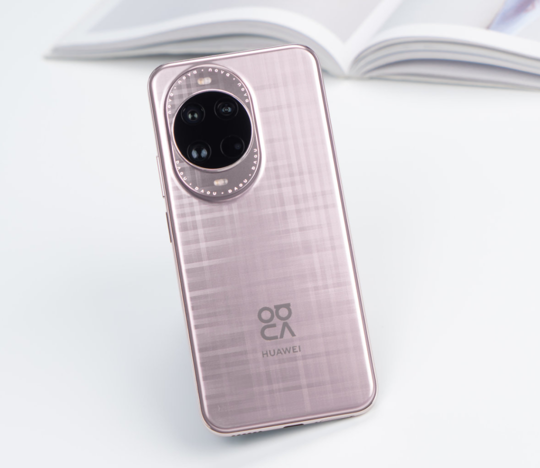 640-38 公认三款闭眼入华为机型,目前公认“最香”,可以流畅用四年