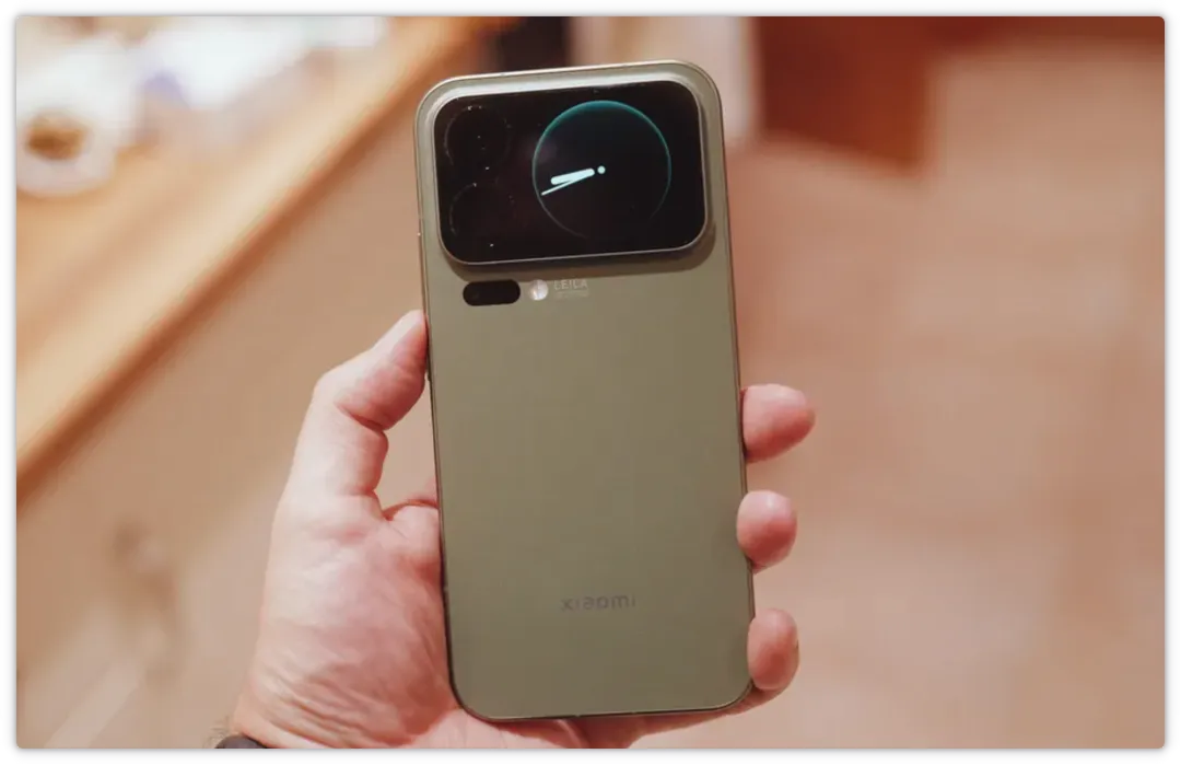 iPhone 17卖爆1600万台?别慌!这三款国产旗舰也悄悄冲进“百万销量俱乐部”