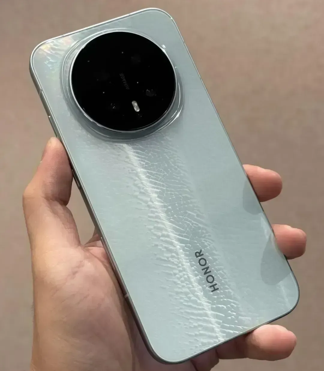 2026旗舰手机怎么选?别再为“品牌光环”多花冤枉钱