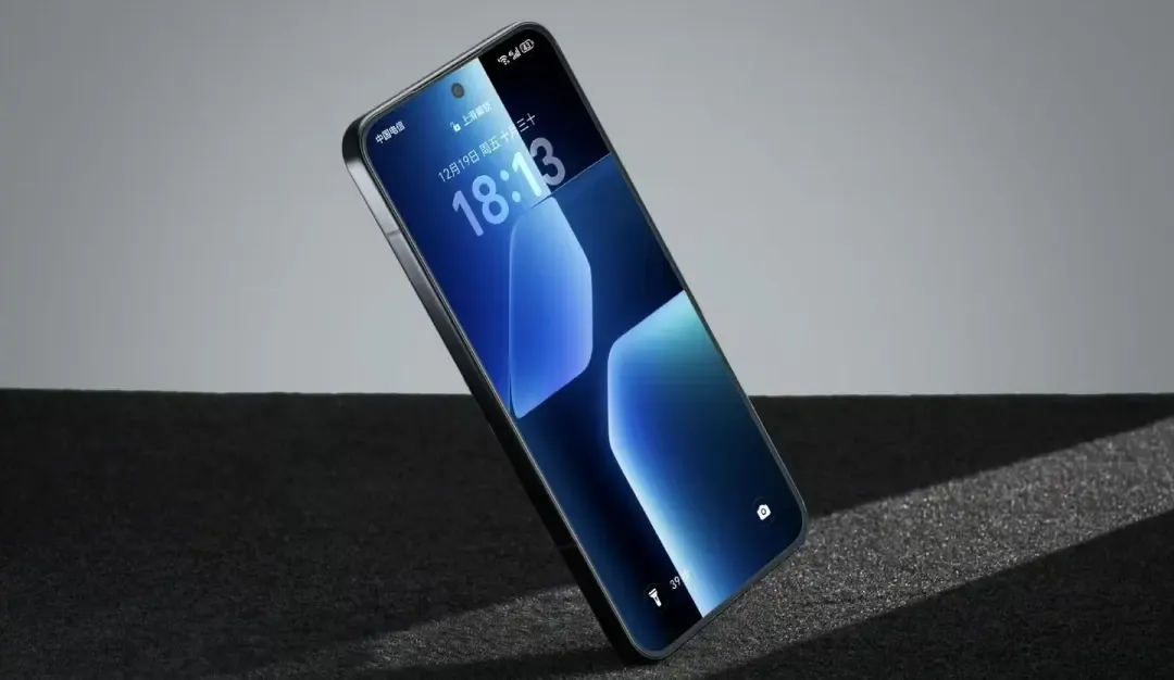 2025高性价比手机推荐:四款“闭眼入不踩雷”的实力派机型盘点