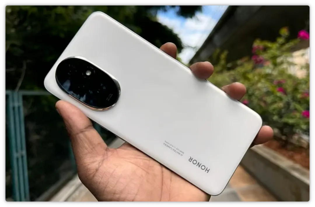 春节前捡漏必看!5 款价格跳水狠的手机盘点,最低 1333 元拿下 16+512GB