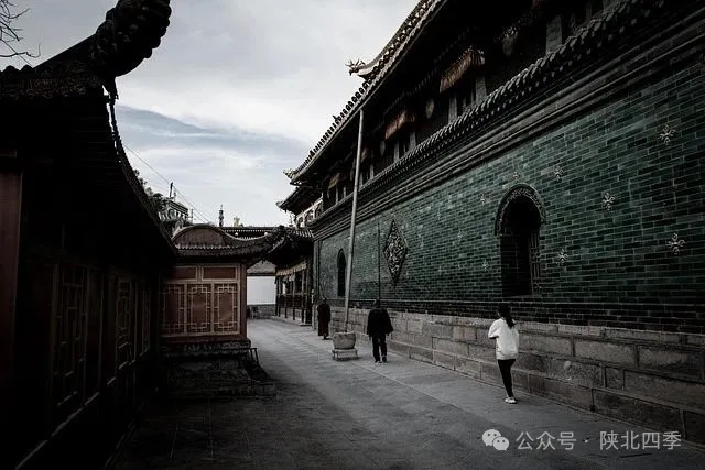 为什么,失业集中爆发在2025年?