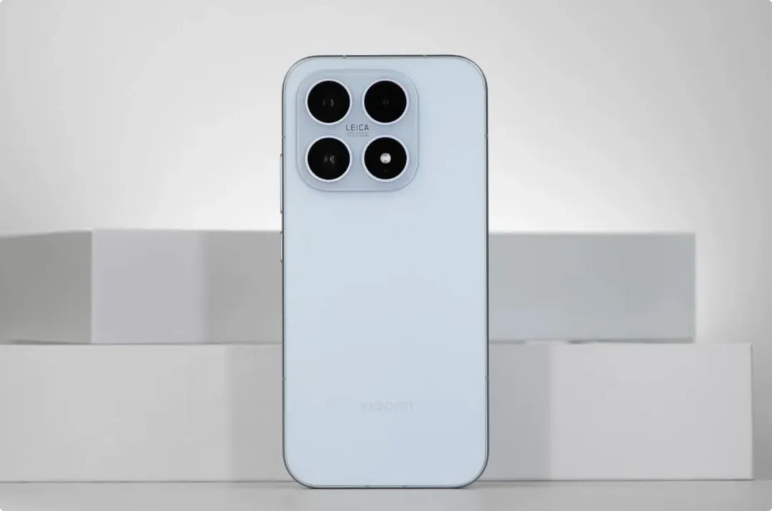 2025年手机市场最动人的变化:小屏旗舰,六款主流手机!