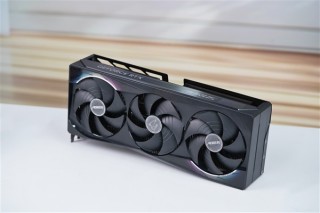 技嘉AORUS RTX 5070 Ti MASTER 16GB显卡，超级雕图赏亮相！