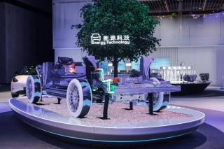 吉利银河战舰携神盾金砖电池品牌亮相上海车展，展望2025年发展蓝图