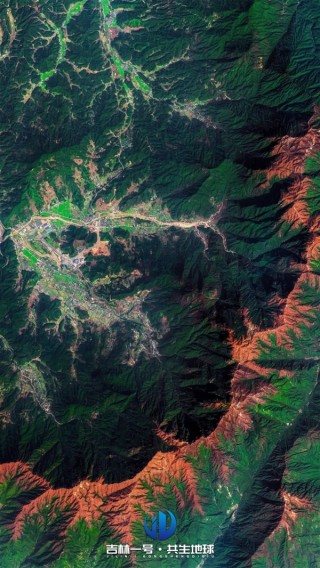 五一宅家云游之旅，卫星视角探秘华夏名山名湖与文化古镇