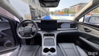 比亚迪海狮07DM-i，车载黑科技与同级无人机揭秘
