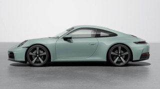 豪车对决，G63、911、RS7、迈巴赫与法拉利的排面之争