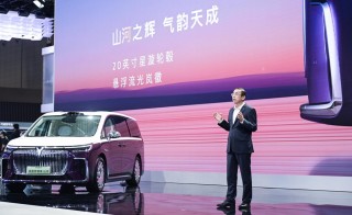 岚图打响全民营销战，梦想家山河预售突破70万，撕掉低调标签，开启新篇章
