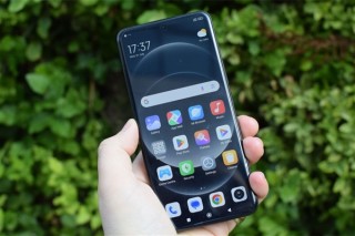 小米Civi 5 Pro搭载骁龙8s Gen4，卢伟冰倾力打造新品，本月惊艳亮相