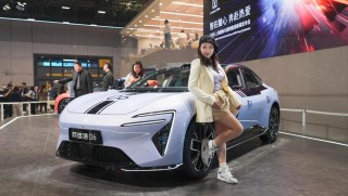 阿维塔重磅发布，搭载华为ADS 4系统的智能增程式车型上市，起售价亲民至20.99万起