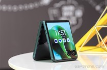 联想发布全球首款骁龙8至尊版小折叠手机moto razr 60 Ultra，革新折叠屏技术