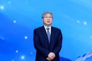 星纪元ES挑战蔚小理，起售价22.58万元起，重塑市场格局