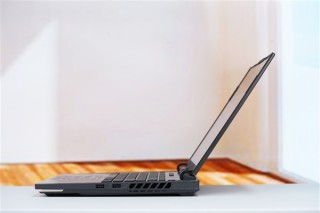 ROG魔霸9笔记本，锐龙9 9955HX3D强力加持图赏