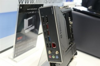 AMD锐龙9 9955HX游戏本CPU桌面化，颠覆性突破！
