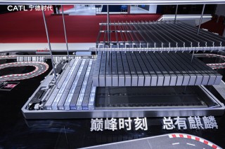 上海车展，宁德时代三大黑科技与千站布局震撼亮相——电池技术王者秀实力
