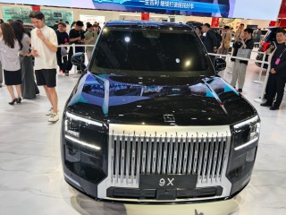 极氪9X登场引热议，情感共鸣成焦点？