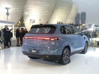 零跑B10预售启动，双续航版本预售价低至10.98万起